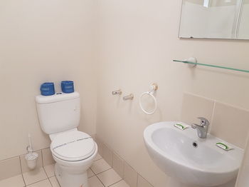 Bentley Waterfront Motel & Cottages - Surfers Gold Coast 8
