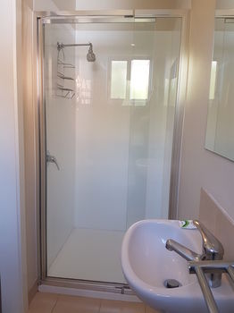 Bentley Waterfront Motel & Cottages - Surfers Gold Coast 9