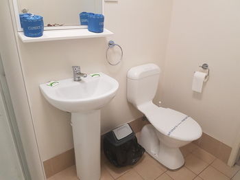 Bentley Waterfront Motel & Cottages - Surfers Gold Coast 10