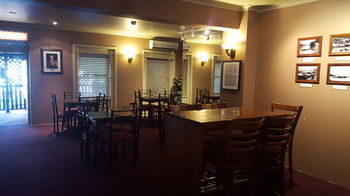 Wisemans Inn Hotel - Surfers Gold Coast 7