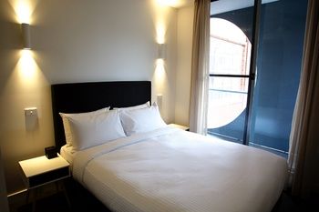 District Fitzroy - Surfers Gold Coast 7