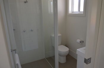 Bathurst Goldfields - Surfers Gold Coast 10