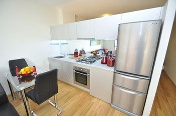 Darlinghurst 17 Oxf Furnished Apartment - Surfers Gold Coast 5