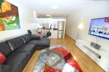 Darlinghurst 17 Oxf Furnished Apartment - Surfers Gold Coast 6