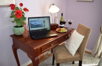 Cutmore Cottages - Bagala Bungalow - Surfers Gold Coast 1