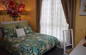 Cutmore Cottages - Bagala Bungalow - Surfers Gold Coast 4