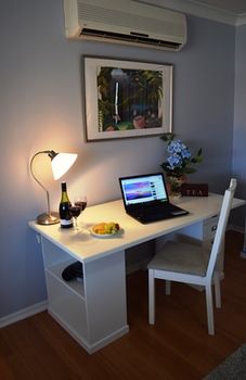 Cutmore Cottages - Bagala Bungalow - Surfers Gold Coast 15