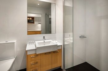 Quest Bella Vista - Surfers Gold Coast 6