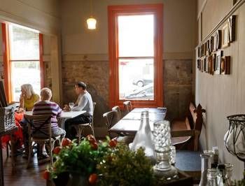 The Criterion Pub And Kitchen Carrington - Surfers Gold Coast 7