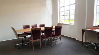 The Hallows Accommodation - Surfers Gold Coast 8
