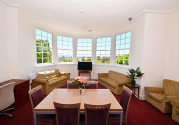 The Hallows Accommodation - Surfers Gold Coast 27