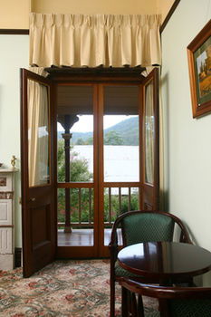 CBC Bed & Breakfast & Cafe - Surfers Gold Coast 3