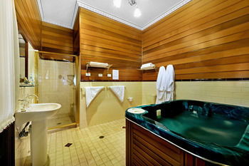 CBC Bed & Breakfast & Cafe - Surfers Gold Coast 14