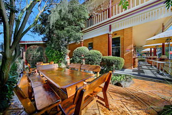 CBC Bed & Breakfast & Cafe - Surfers Gold Coast 27