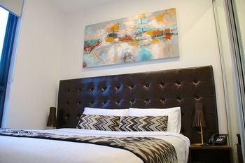 Whitehorse Apartment Hotel - Surfers Gold Coast 13