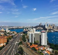 Meriton Serviced Apartments North Sydney - Surfers Gold Coast