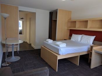 RMIT Village - Surfers Gold Coast 22