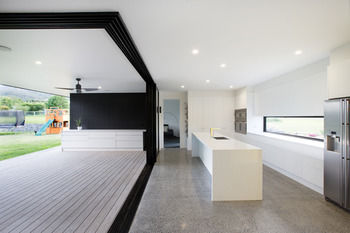 Zebula Gloucester - Surfers Gold Coast 4