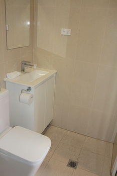 Annandale Hotel - Surfers Gold Coast 0