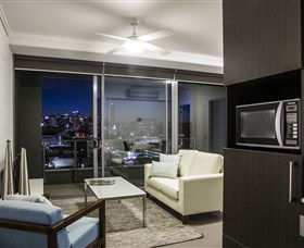 M&A Apartments - Surfers Gold Coast 2