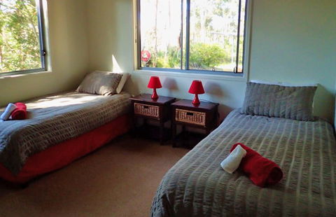 Art House Accommodation - Surfers Gold Coast 4