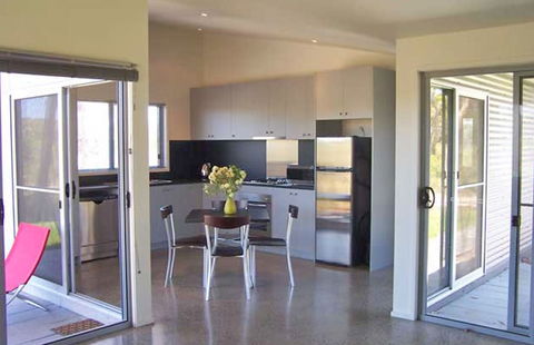 Art House Accommodation - Surfers Gold Coast 5
