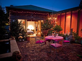 At Eleven, La Petite Maison - Surfers Gold Coast 0