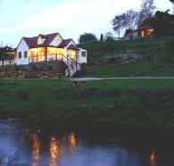 Crabtree River Cottages - Surfers Gold Coast