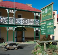 Castle Hotel - Surfers Gold Coast