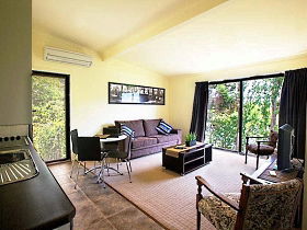 New Norfolk Apartments - Surfers Gold Coast 0