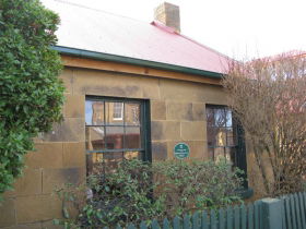 Amelia Cottage - Surfers Gold Coast 0