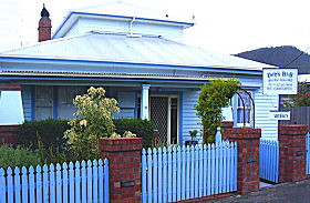 Deb's B & B - Surfers Gold Coast 0