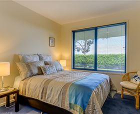 Carol's B&B - Surfers Gold Coast 3