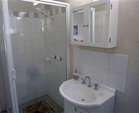 Ashwood Apartments - Lindisfarne - Surfers Gold Coast 5