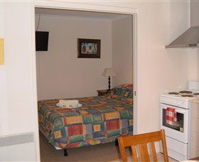 South Arm Cabin Retreat - Surfers Gold Coast 2