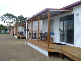 South Arm Cabin Retreat - Surfers Gold Coast 0
