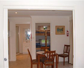 South Arm Cabin Retreat - Surfers Gold Coast 4