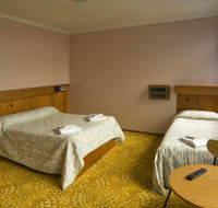 Somerset Hotel - Surfers Gold Coast