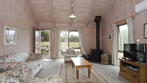 Freshwater Creek Cottages - Surfers Gold Coast 5