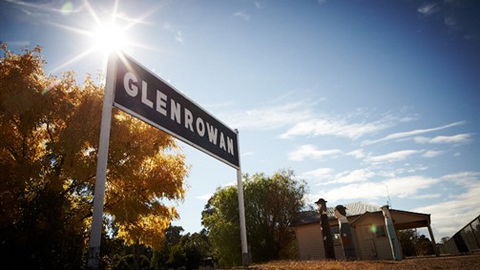 Glenrowan Tourist Park - Surfers Gold Coast 0