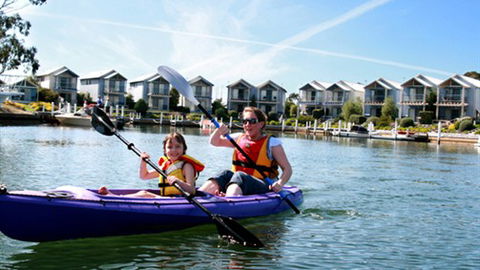 Captains Cove Resort - Surfers Gold Coast 1