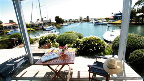 Captains Cove Resort - Surfers Gold Coast 3