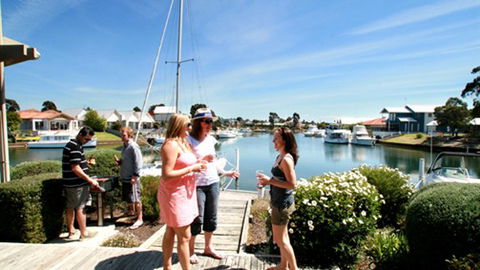 Captains Cove Resort - Surfers Gold Coast 5