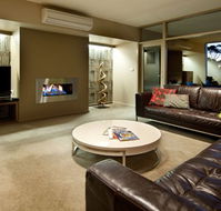 Mineral Spa Villas - Surfers Gold Coast