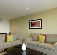 Dolphin Apartments - Surfers Gold Coast