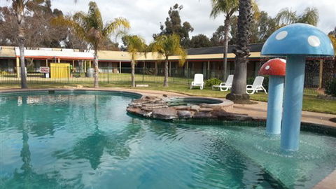 Barooga Country Inn Motel - Surfers Gold Coast 5