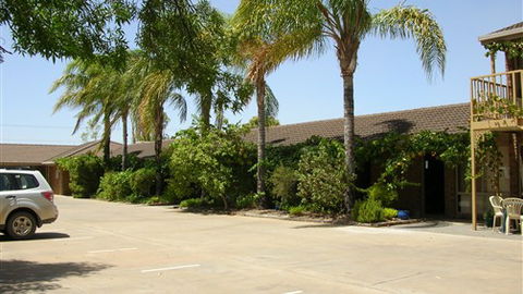 Darling Junction Motor Inn - Surfers Gold Coast 2