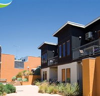 Lornebeach Apartments - Surfers Gold Coast