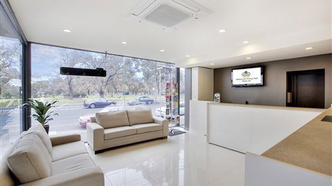 Best Western Melbourne's Princes Park Motor Inn - Surfers Gold Coast 2