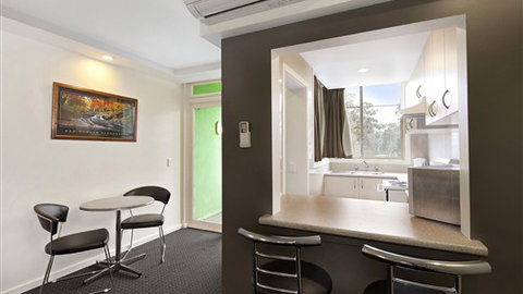 Best Western Melbourne's Princes Park Motor Inn - Surfers Gold Coast 5